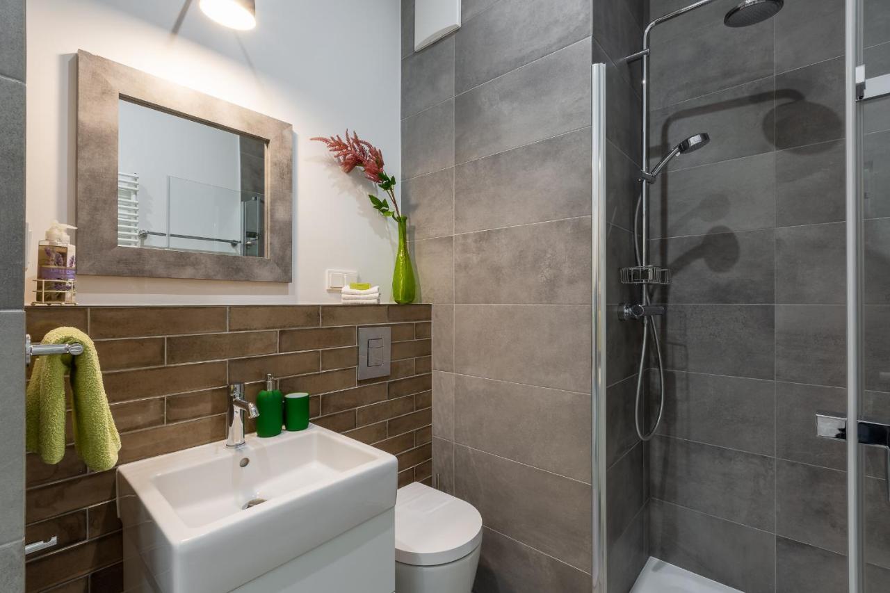 Apartament Ksiezycowy - Mlyn Maria - Art Apartments Wroclaw Ngoại thất bức ảnh